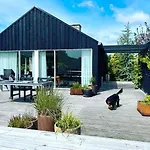 Ferienhaus Architect House Within Walking Distance Of *
