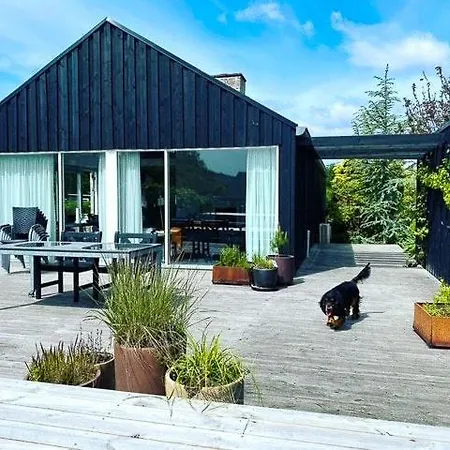 펜션 Architect House Within Walking Distance Of *